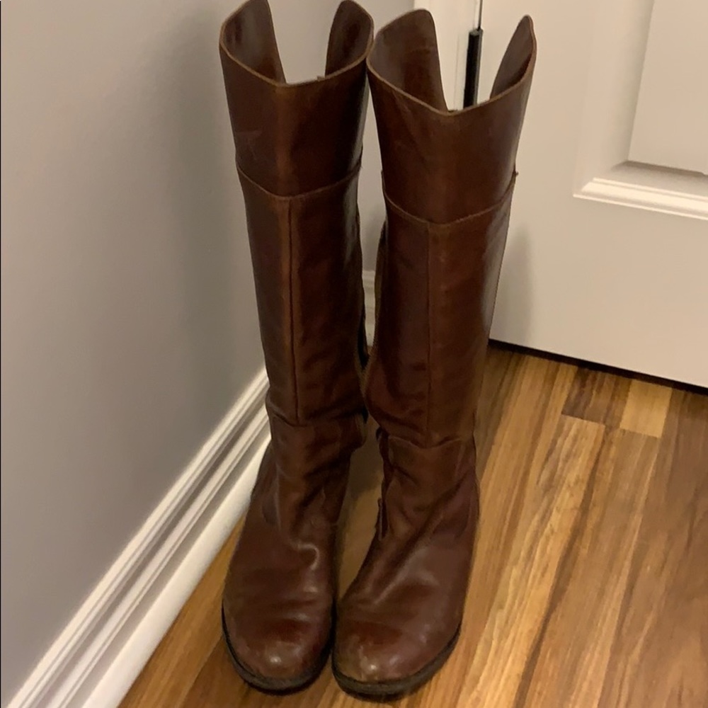 Brown leather Indigo by Clark boots.